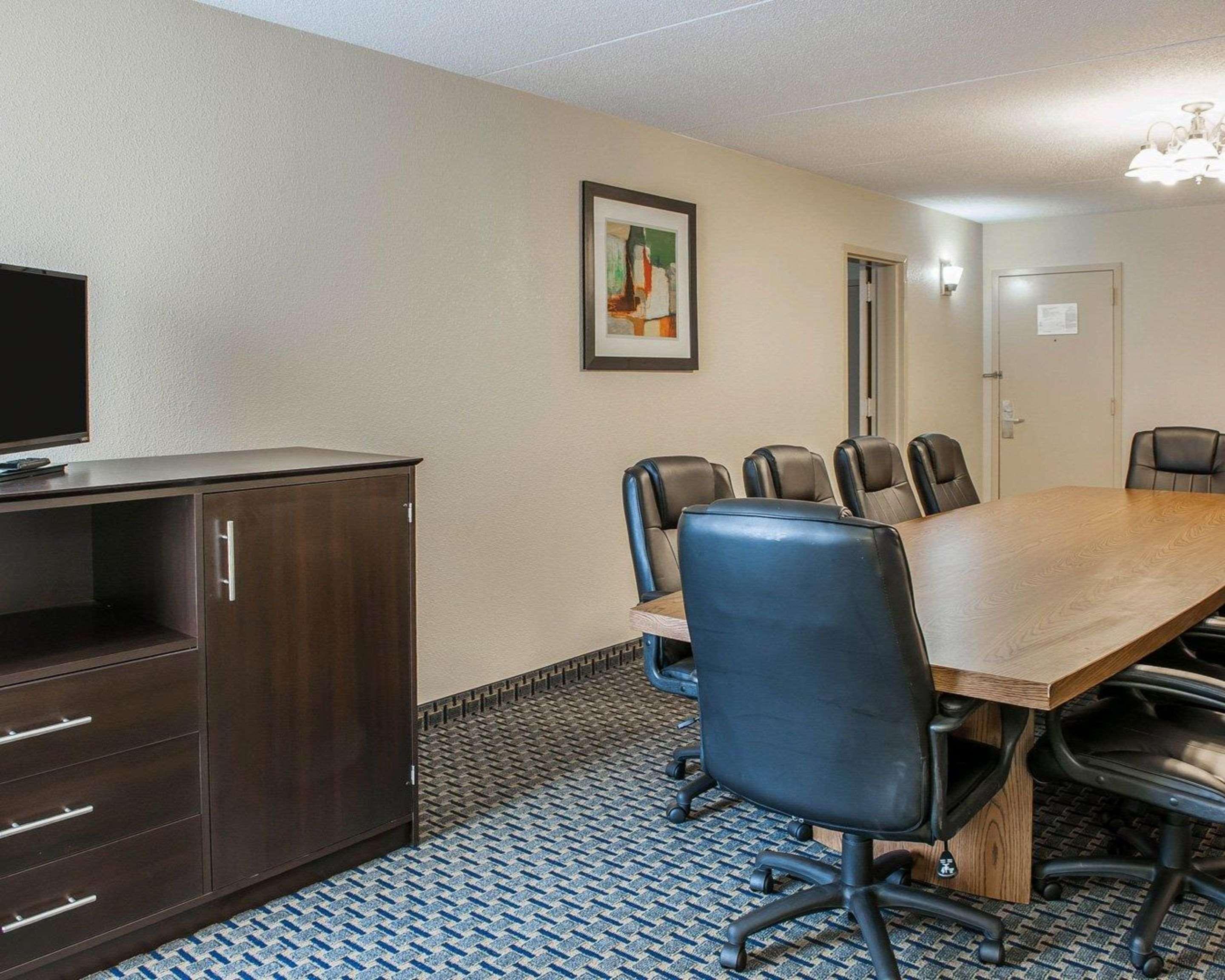 Quality Inn Terre Haute University Area Eksteriør billede
