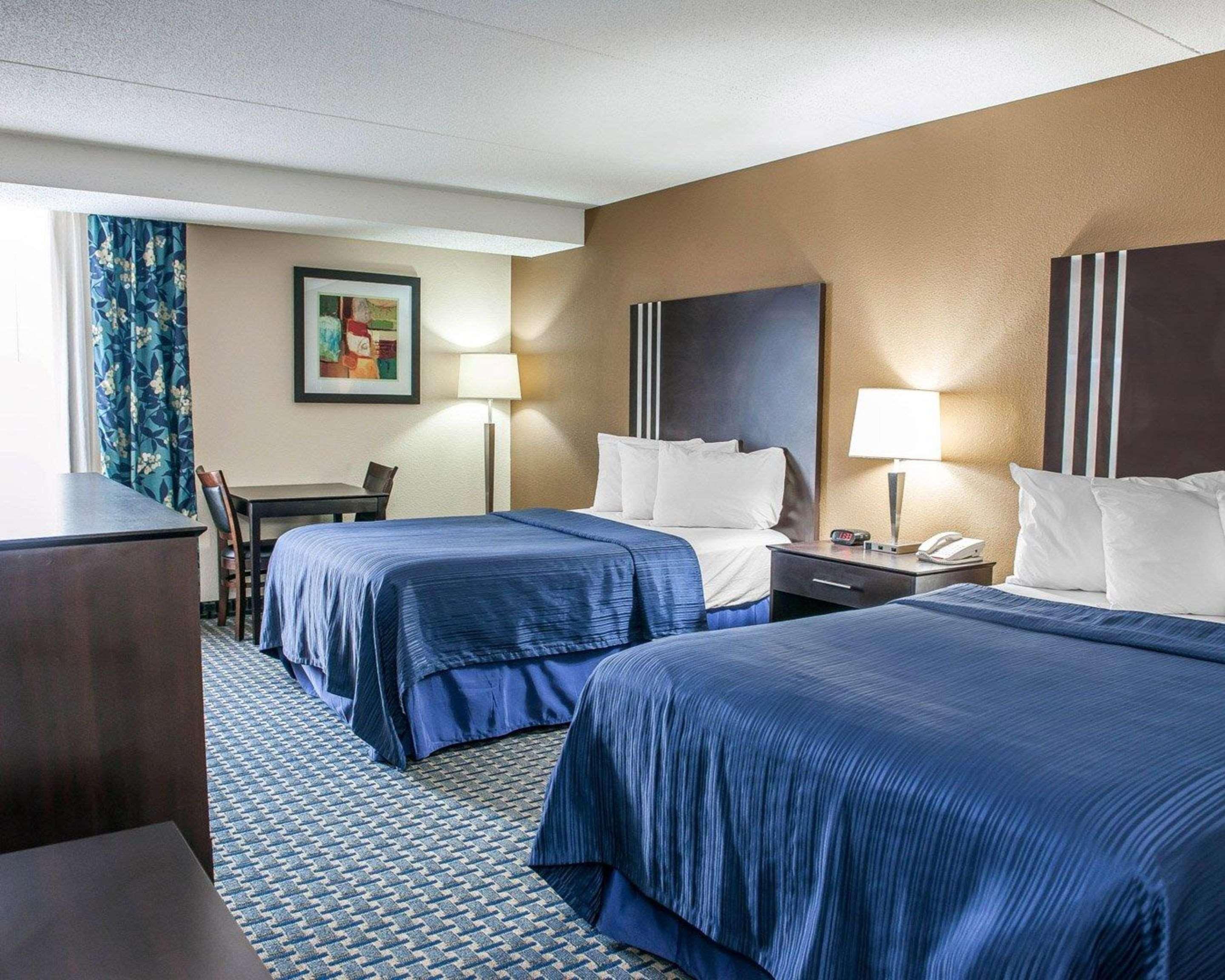 Quality Inn Terre Haute University Area Eksteriør billede